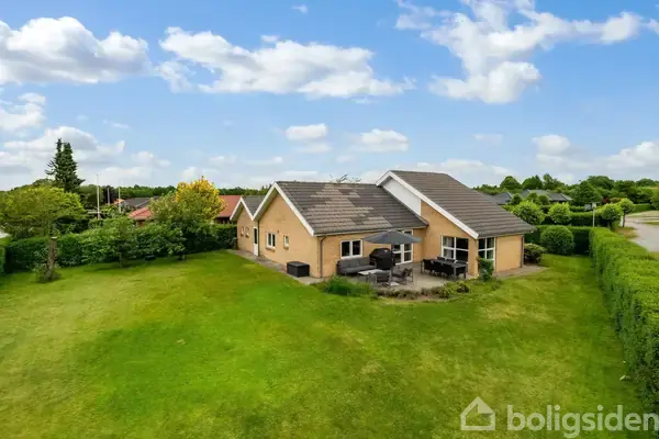 Villa på Koustrupparken 8, 7400 Herning