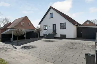 Villa på Søndergårds Alle 10, 6700 Esbjerg