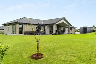 Villa på Hobolthsvej 10, Østbirk By, 8752 Østbirk