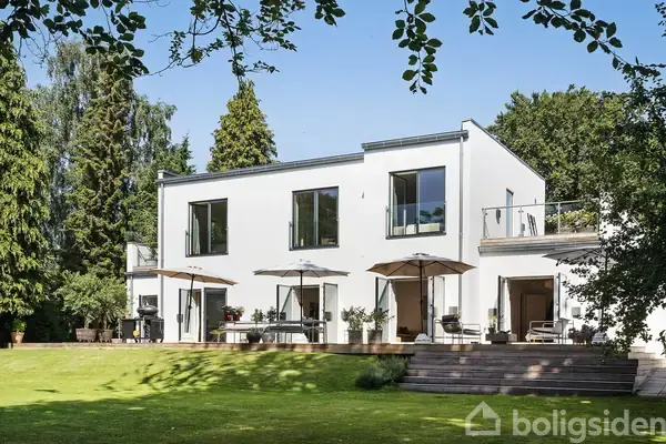 Villa på Klampenborgvej 12C, 2930 Klampenborg