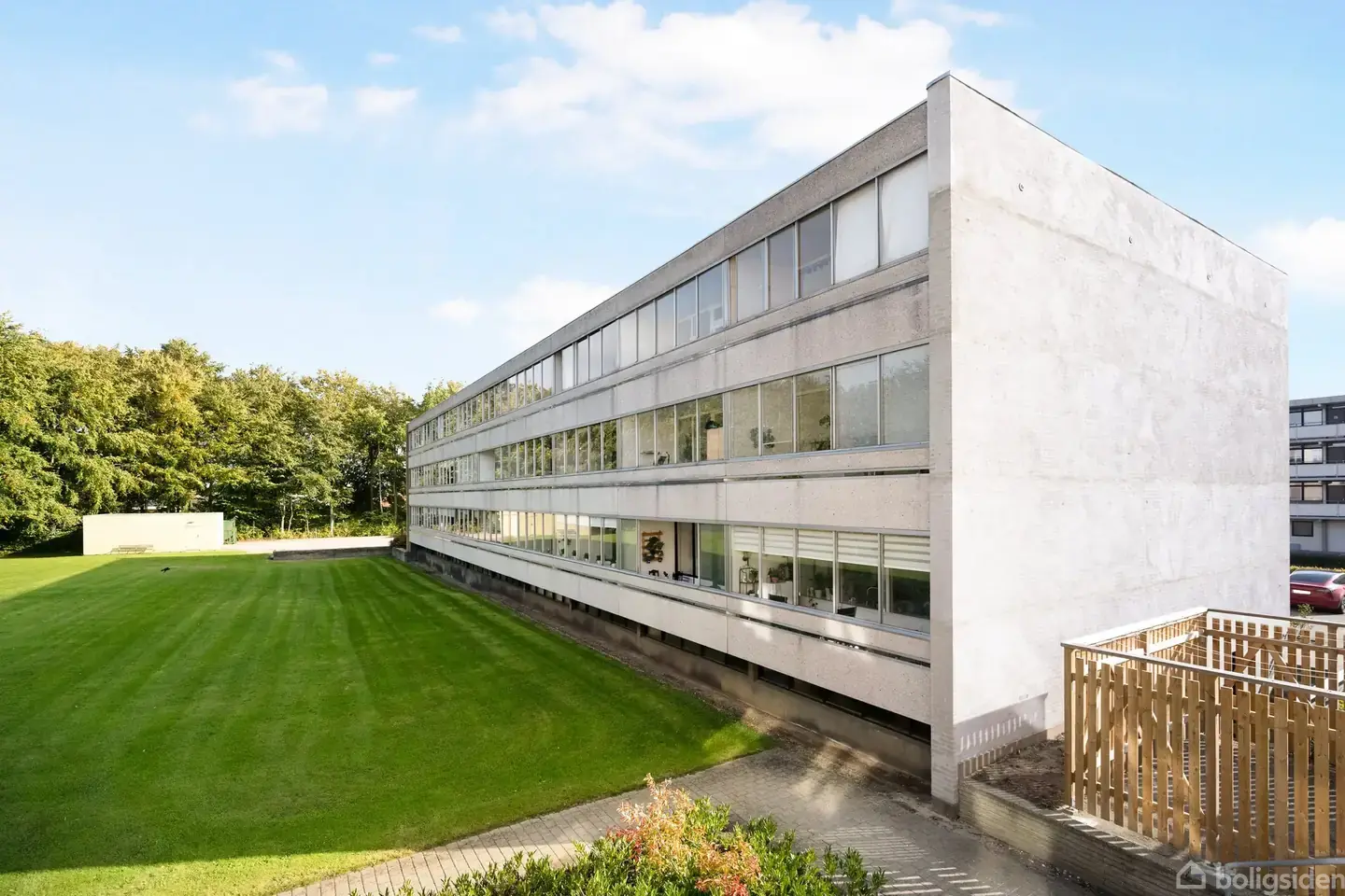 Veldisponeret lejlighed i rolige omgivelser tæt på centrum af Odense