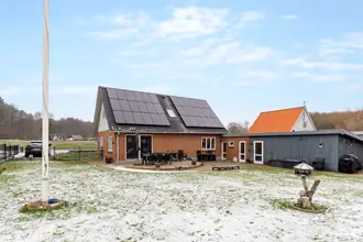 Villa på Fabriksvejen 10, 7182 Bredsten