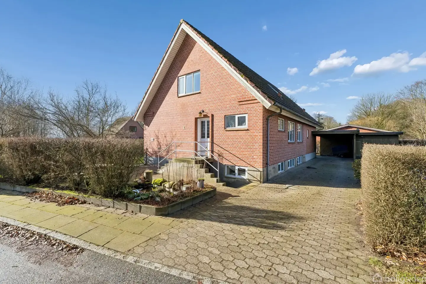 Større villa i Haunstrup med mange muligheder