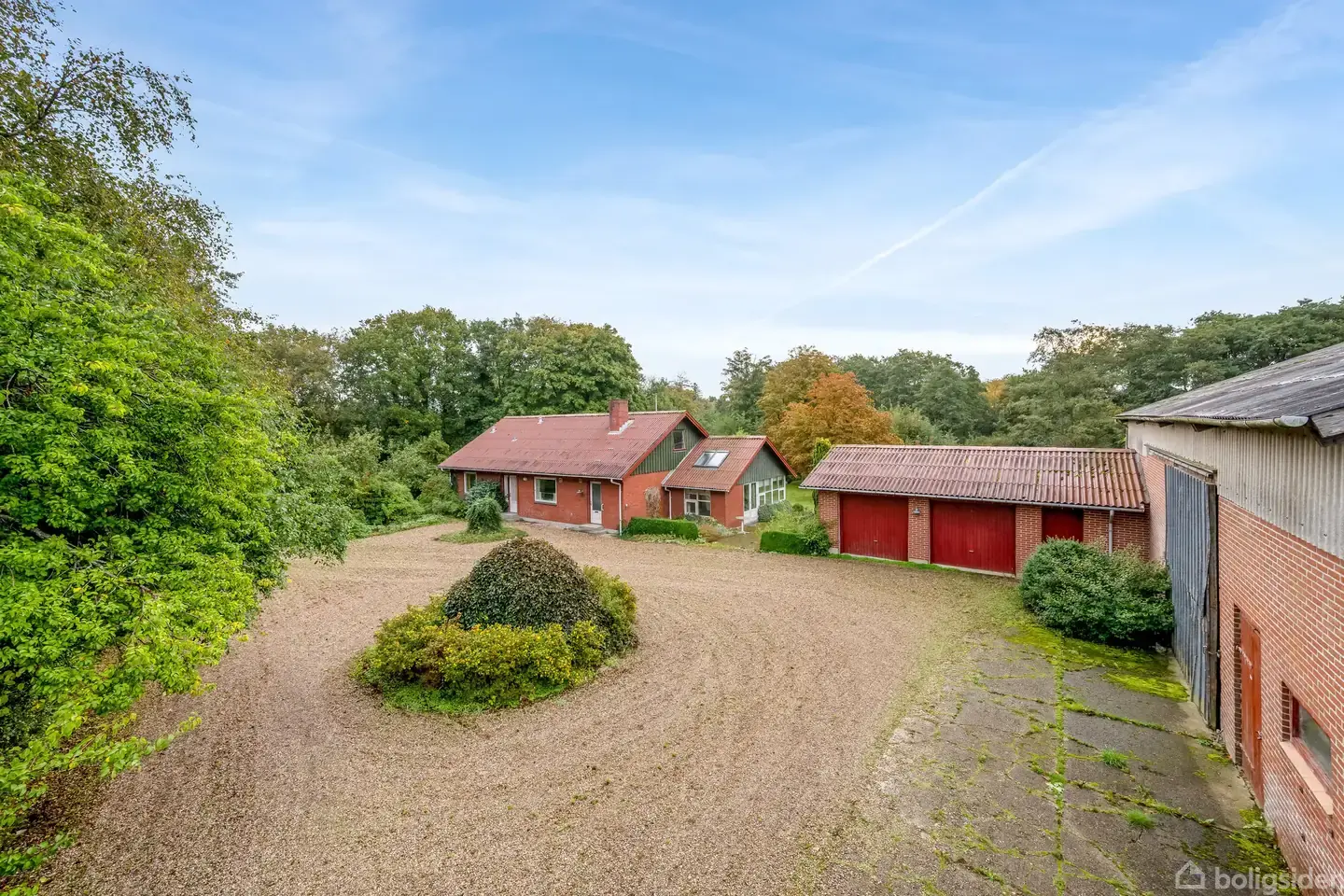 Landejendom på Herningvej 114, 6950 Ringkøbing