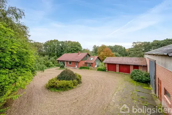 Landejendom på Herningvej 114, 6950 Ringkøbing