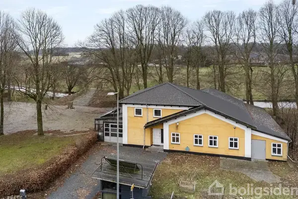 Villa på Kongeåvej 107, 6650 Brørup
