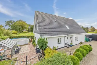 Villa på Østerled 2, 9370 Hals