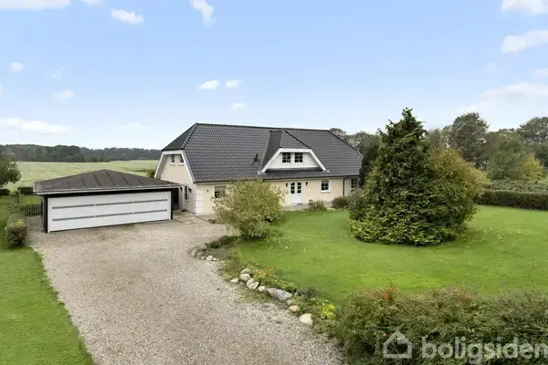 Villa på Idrætsvej 8, 5300 Kerteminde