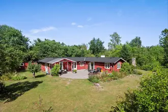 Fritidshus på Trinderupgård 50, Grønbæk, 8643 Ans By