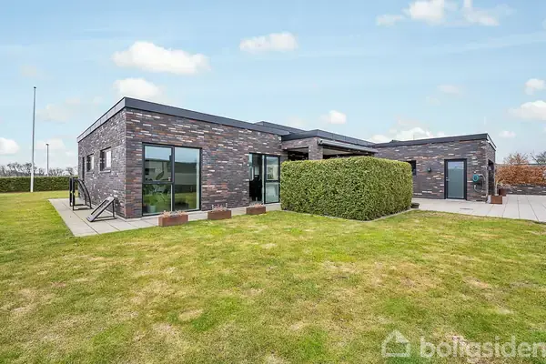 Villa på Agnetevej 15, 8831 Løgstrup