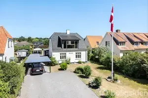 Villa på Strandvejen 39, 3700 Rønne