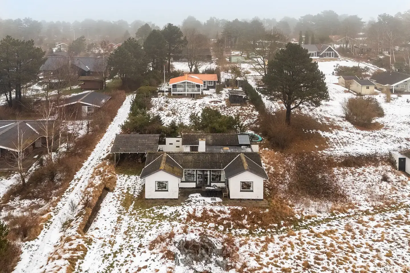 Fritidshus for enden af vejen med vandudsigt og rolig beliggenhed i Kalundborg