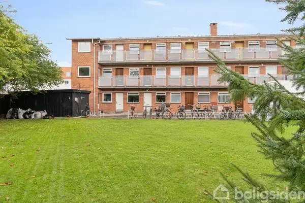 Ejerlejlighed på Gammel Køge Landevej 235B, st., 2650 Hvidovre