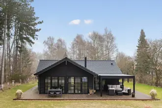 Fritidshus på Troldgårdsvej 11, Hønsinge L, 4560 Vig