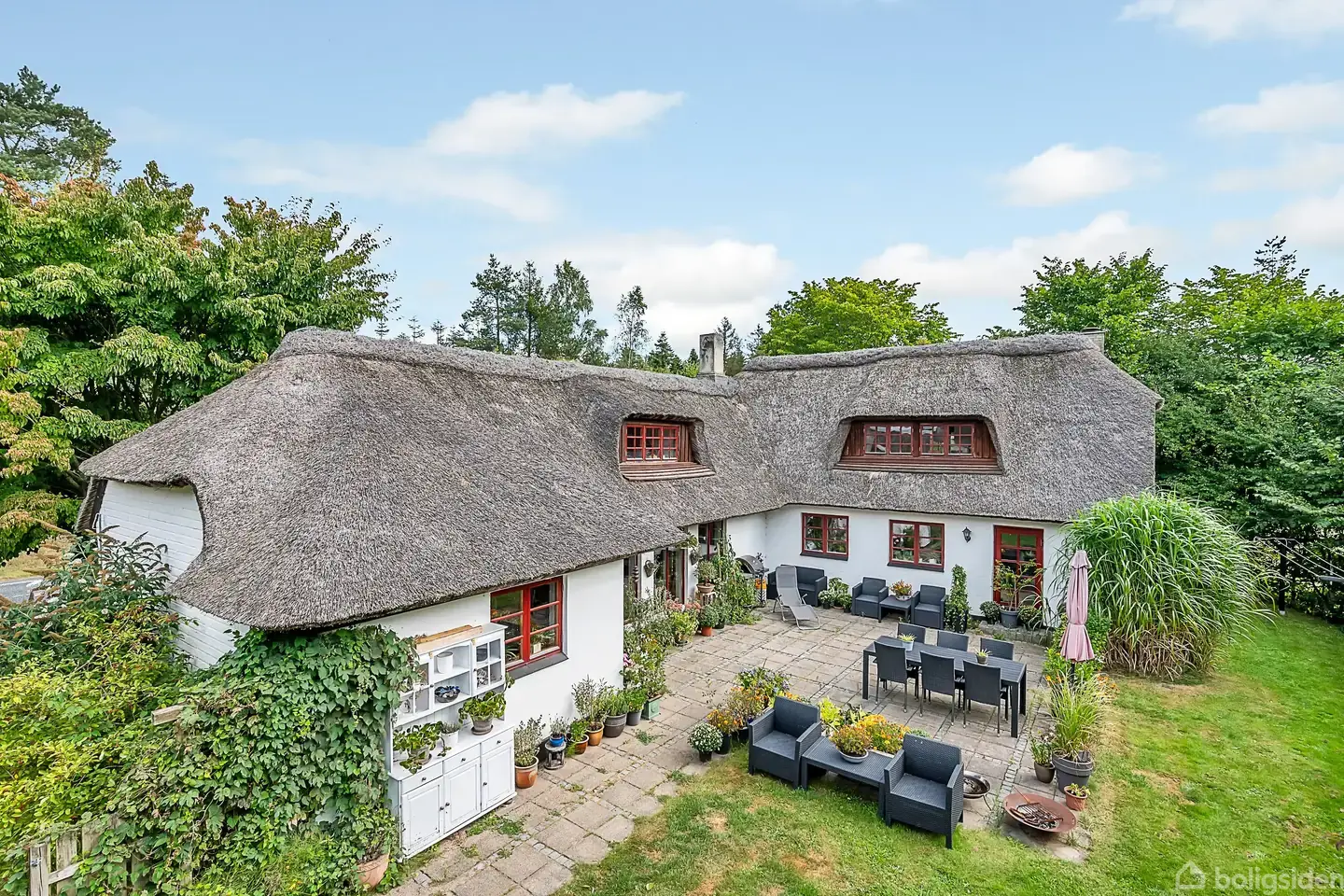 Villa på Slotsvej 27, 8860 Ulstrup