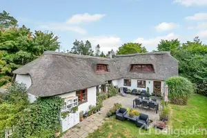 Villa på Slotsvej 27, 8860 Ulstrup