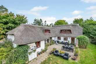 Villa på Slotsvej 27, 8860 Ulstrup