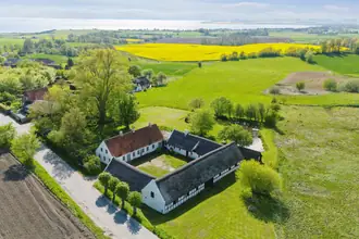 Villa på Lindhøjvej 6, Begtrup, 8420 Knebel