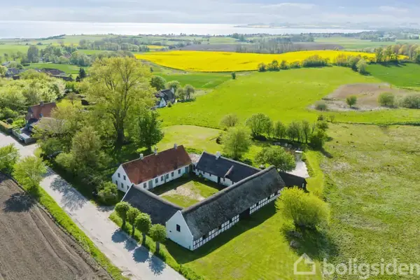 Villa på Lindhøjvej 6, 8420 Knebel