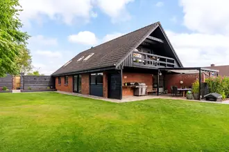 Villa på Bækvej 21, Lund, 8700 Horsens