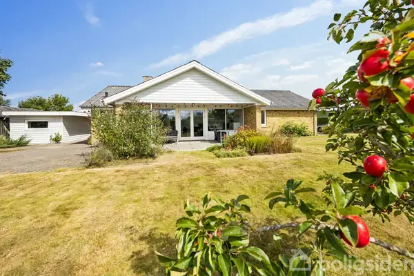 Villa på Nordmanniavej 1, 9320 Hjallerup