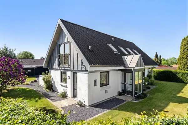 Villa på Søsterhøjvej 9, 8270 Højbjerg