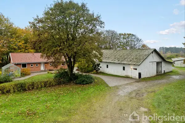 Landejendom på Ikastvej 40, 7361 Ejstrupholm