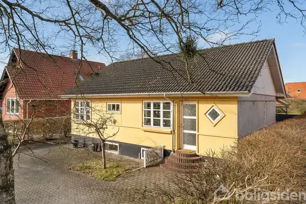 Villa på Lundvej 77, 6800 Varde
