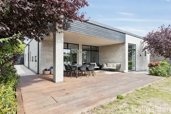 Villa på Brønderslev Alle 84, 2770 Kastrup