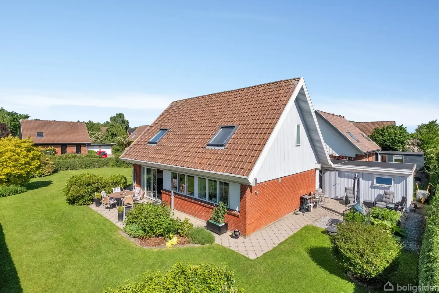 Det perfekte hus til familien beliggende på lukket vænge