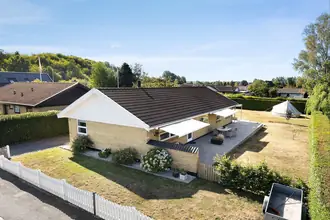 Villa på Nørre Løkke 32, Rønne, 3700 Rønne