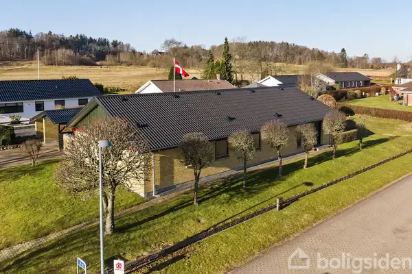 Villa på Lars Nielsens Vej 63, 7330 Brande