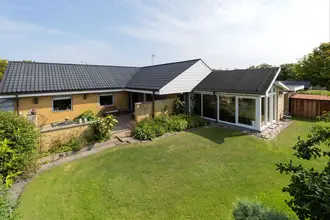 Villa på Egevej 3, 9670 Løgstør