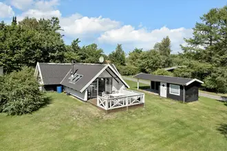 Fritidshus på Elna Lassensvej 76, 3370 Melby