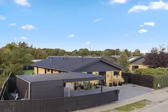 Villa på Birkedalsvej 5, Elling, 9900 Frederikshavn