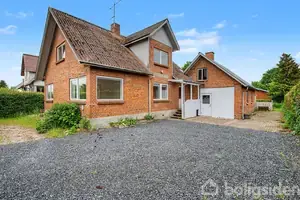 Villa på Ringkøbingvej 4, 7442 Engesvang