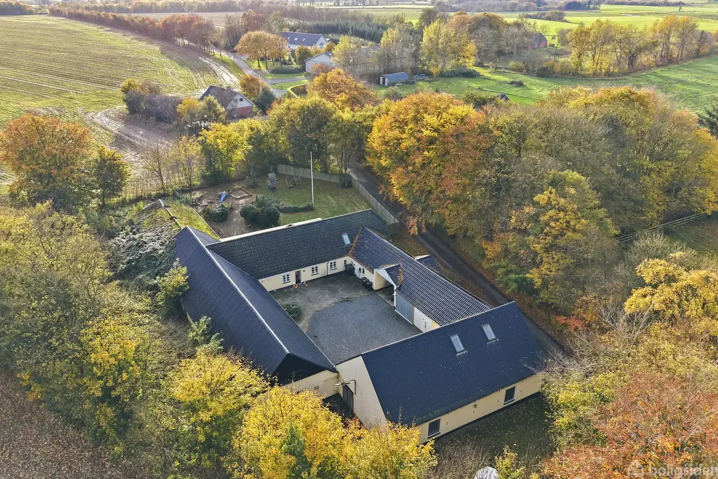 Landejendom på Ommevej 4, 6740 Bramming