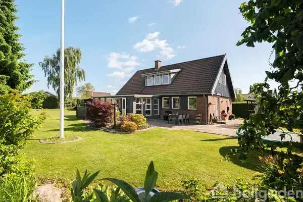 Villa på Elstedvænge 6, 8520 Lystrup