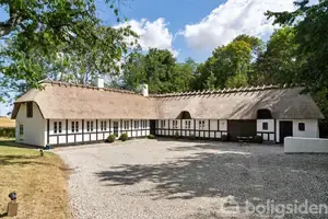 Landejendom på Bredkjærvej 32, 8300 Odder