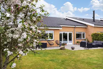 Rækkehus på Ravnsbjerggårdsvej 237, 3480 Fredensborg