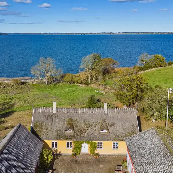 Landejendom på Lille Lyngbyvej 13, 3320 Skævinge