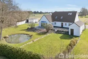 Villa på Urmosen 17, 8450 Hammel