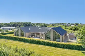 Villa på Højdedraget 186, 9530 Støvring
