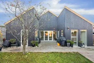 Villa på Azaleagangen 54, 2300 København S