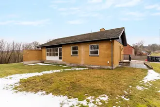 Villa på Lerbjergvej 38, Lerbjerg, 8370 Hadsten