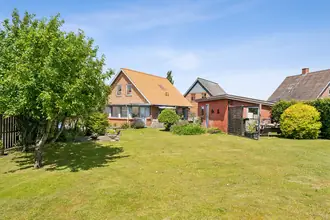 Villa på Hovedgaden 47, 8860 Ulstrup