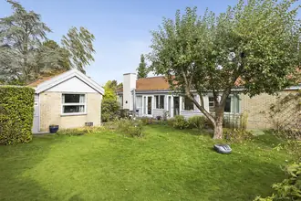 Villa på Ermelundsvænget 11, 2920 Charlottenlund