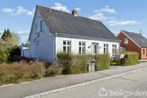 Villa på Lundby Hovedgade 39, 4750 Lundby