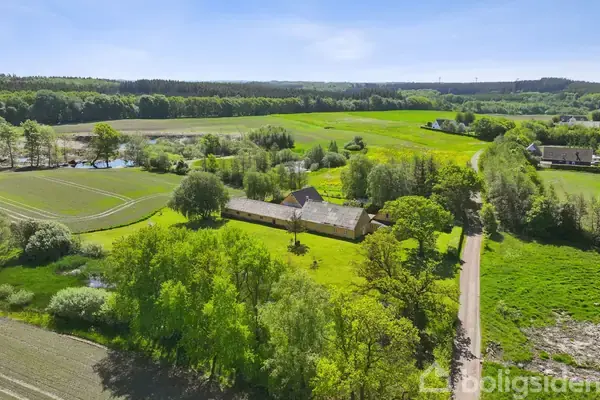 Landejendom på Voldbyholt 11, 8450 Hammel