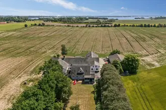 Villa på Hyllingeriis 2, Østby, 4050 Skibby